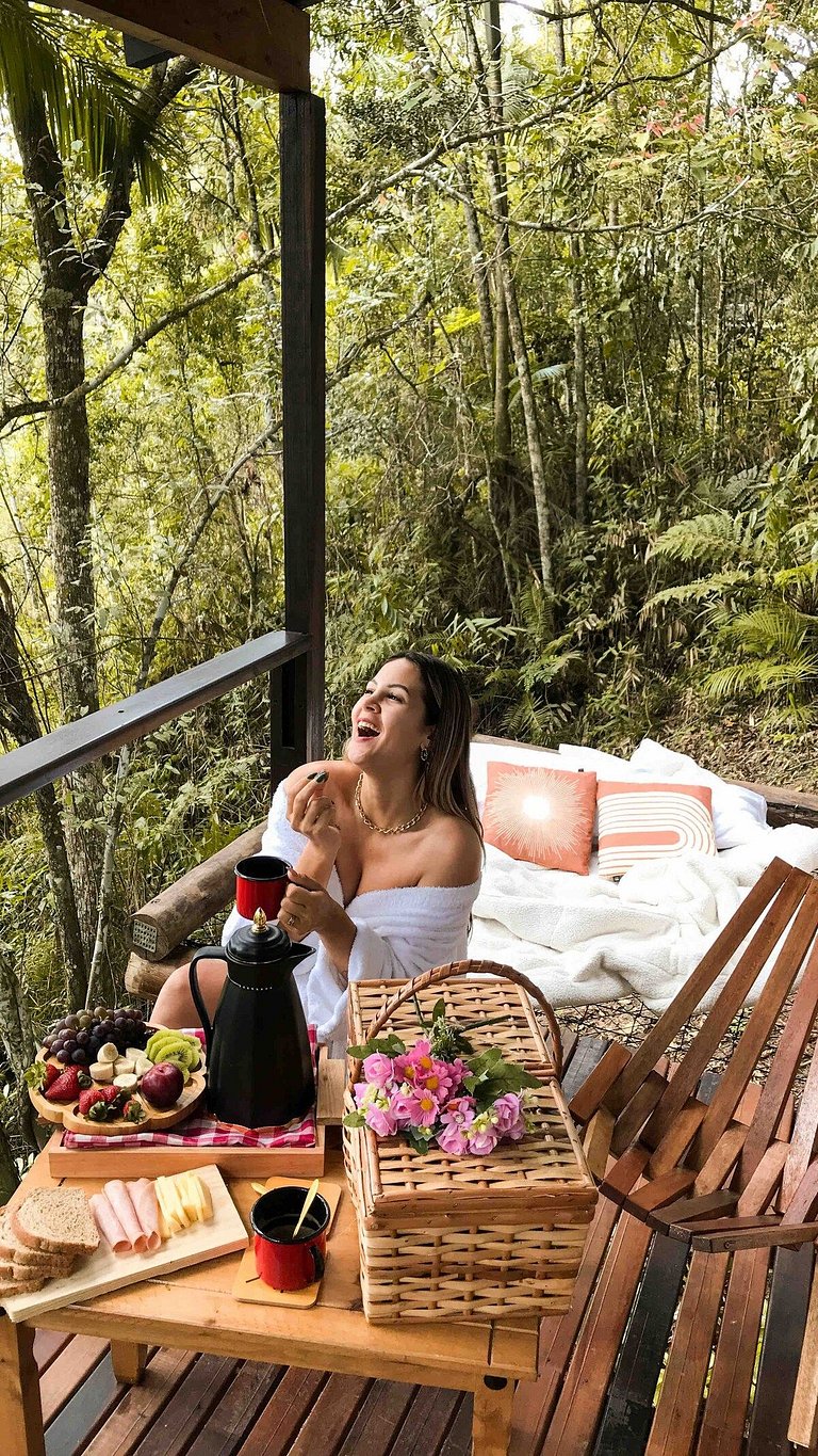 Cabana Kai | Com hidro e cinema ao ar livre