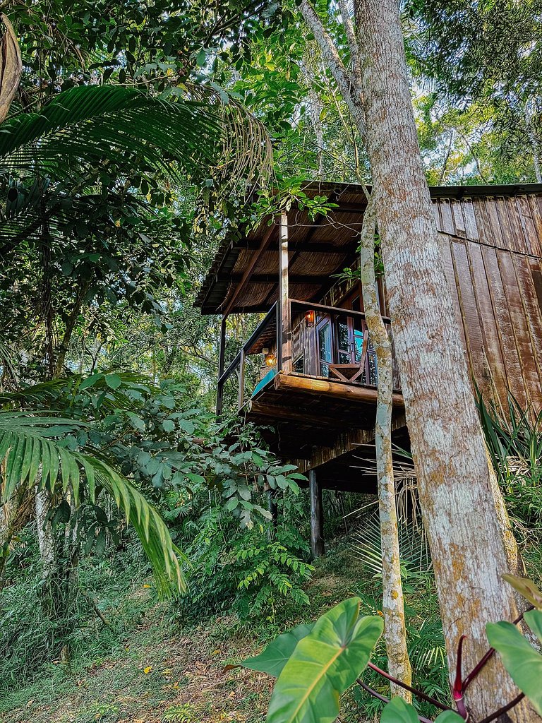 Cabana Kai | Com hidro e cinema ao ar livre